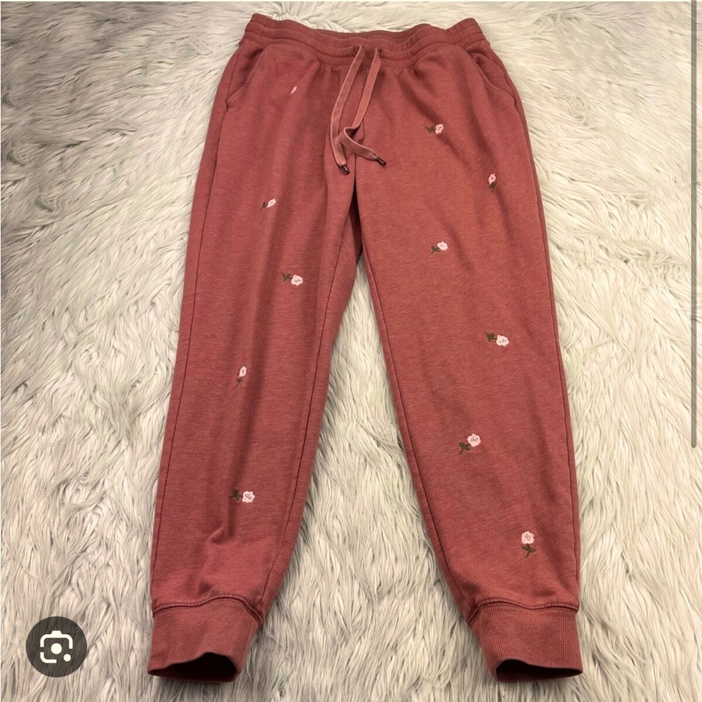 Old navy terracotta floral sweatpants